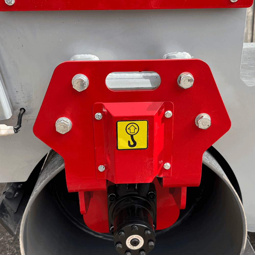 Crytec l CRR1500 l Ride On Diesel 1.5 Tonne Twin Roller l Engine l 11HP l 1.5 Tonne Hydraulic Tandem
