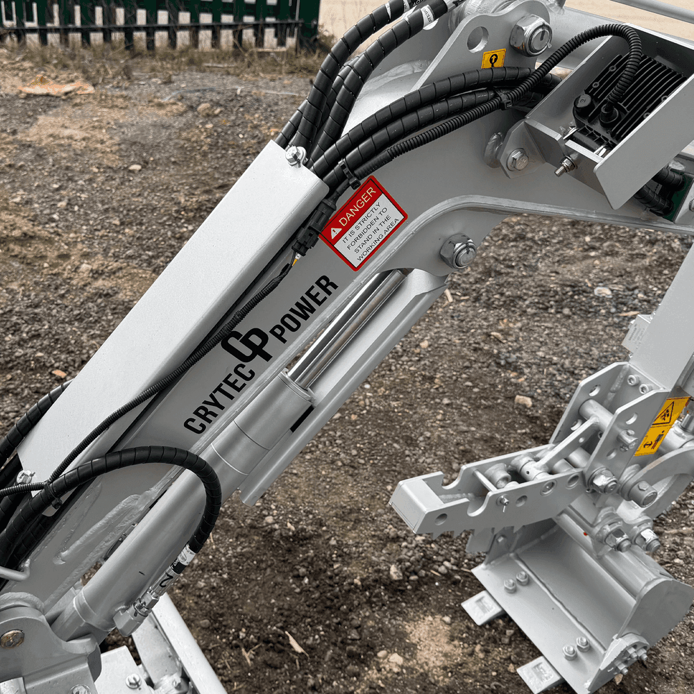 CREX6-M Petrol 600kg Micro / Mini Excavator Digger Loncin Engine