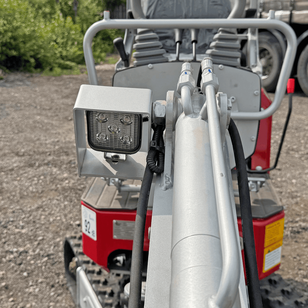 CREX6-M Petrol 600kg Micro / Mini Excavator Digger Loncin Engine