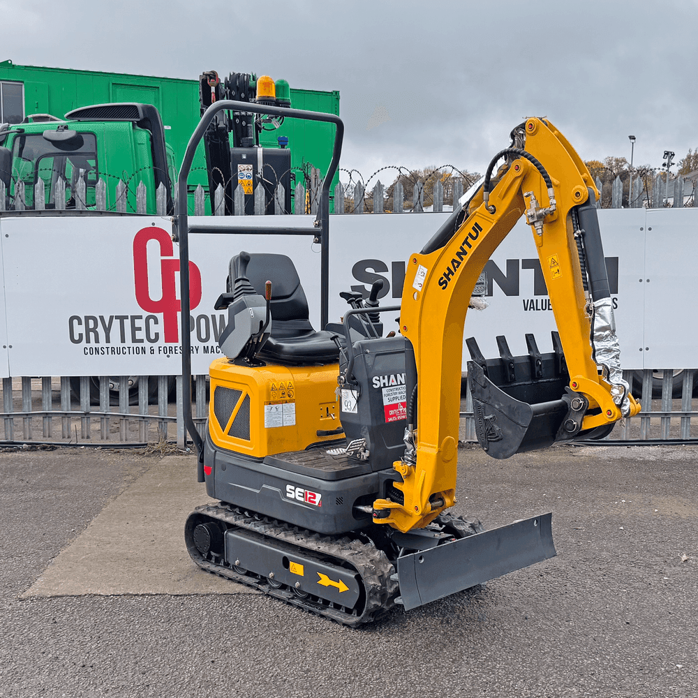 Shantui SE12 Mini Excavator | Kubota Engine Euro Stage 5 | 1200kg | 3 Cylinder