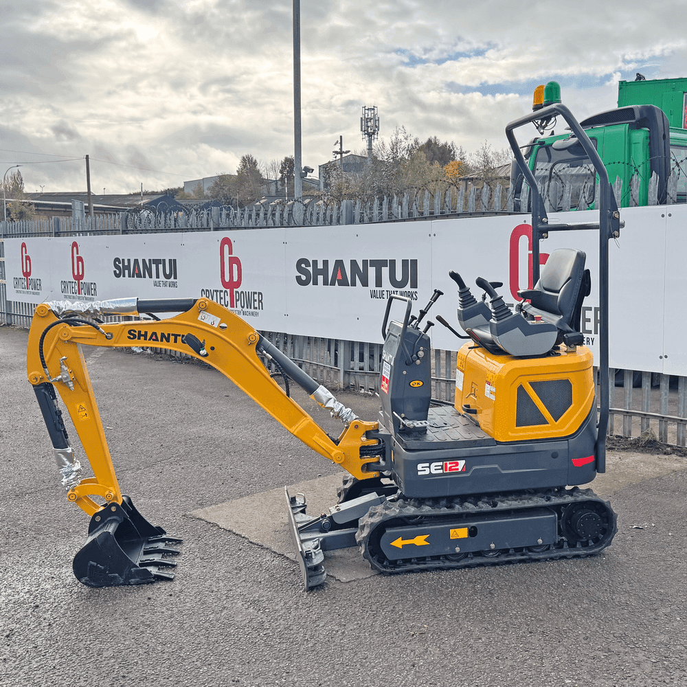 Shantui SE12 Mini Excavator | Kubota Engine Euro Stage 5 | 1200kg | 3 Cylinder