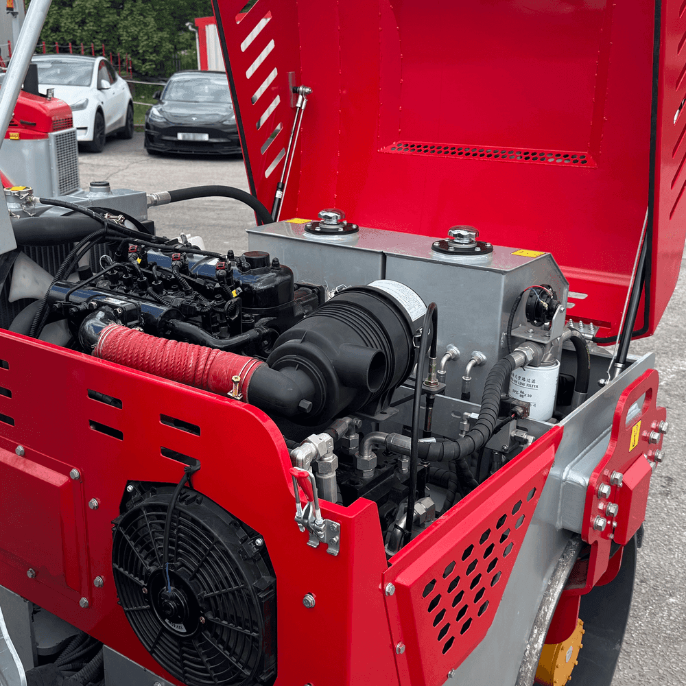 Crytec l CRR3000 l Ride On Diesel 3 Tonne Twin Roller l Engine l 39HP l 3 Tonne Hydraulic Tandem