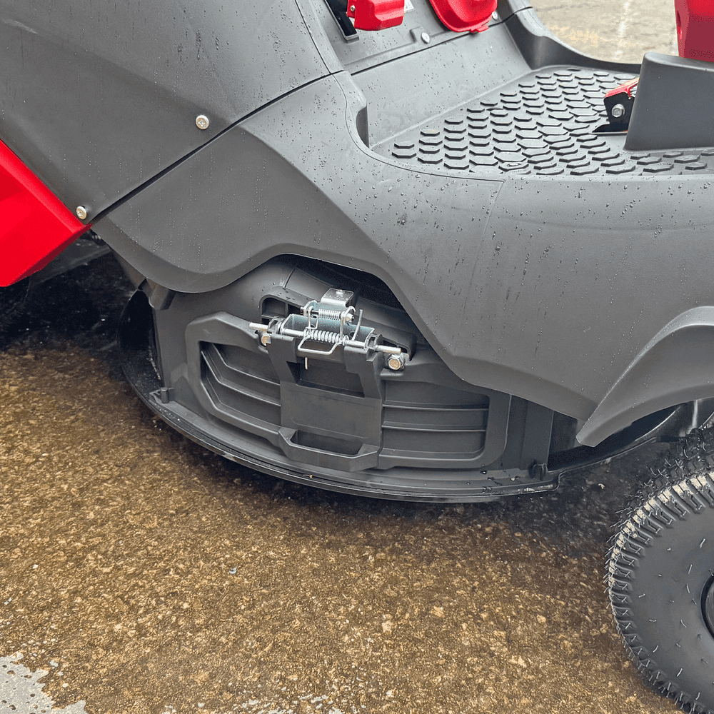 Crytec 26 inch Ride On Petrol Lawn Mower 224cc Mulcher