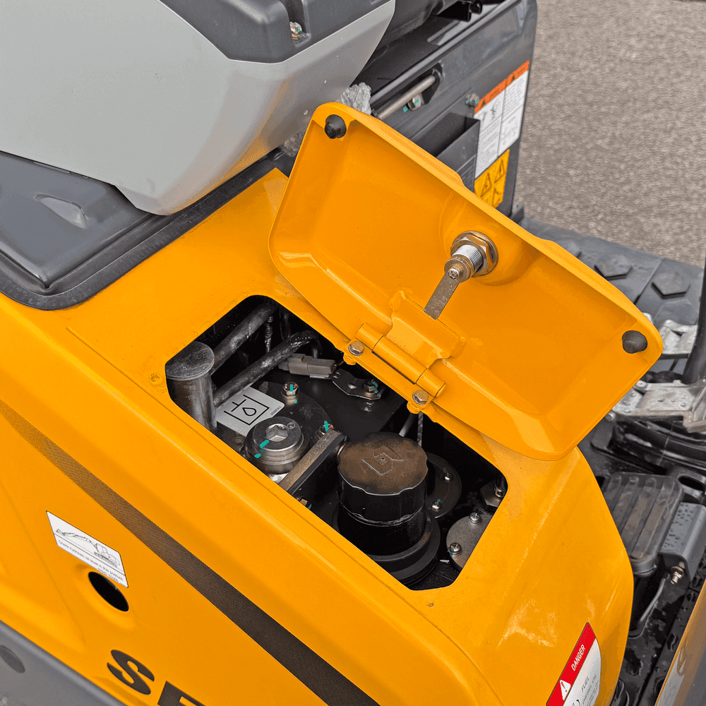 Shantui SE17SR Mini Excavator | Kubota Engine Euro Stage 5 | 1800kg | 3 Cylinder