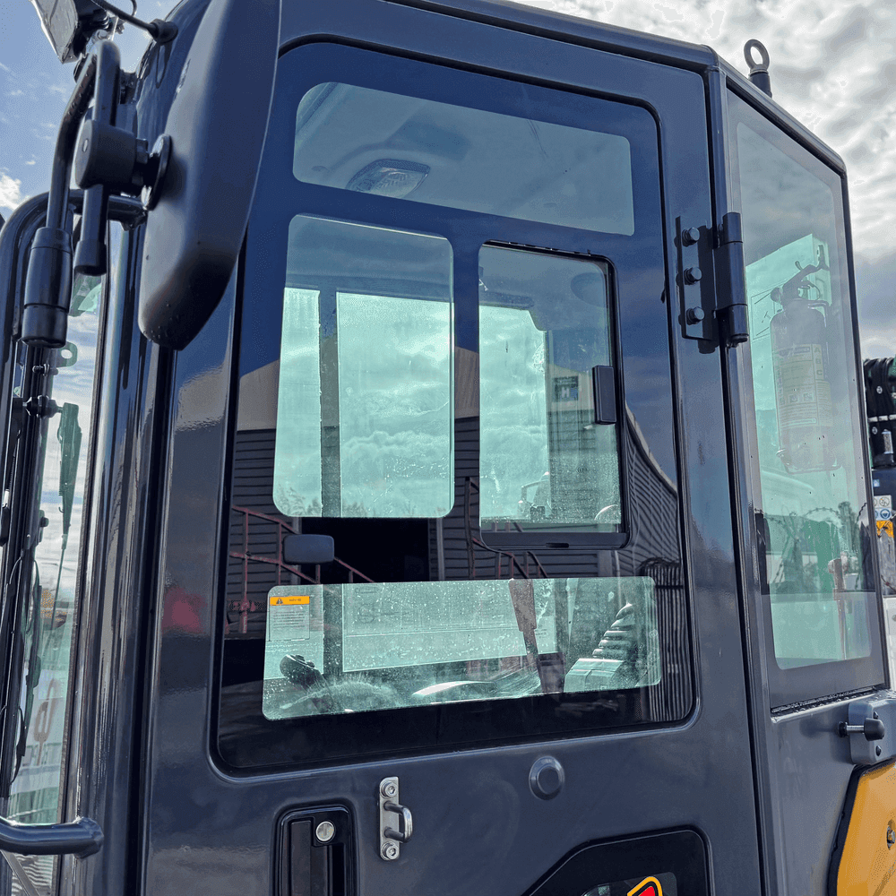 Shantui SE36SR Mini Excavator | Yanmar Engine Euro Stage 5 | 3800kg | 3 Cylinder