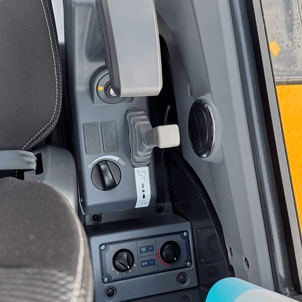 Shantui SE36SR Mini Excavator | Yanmar Engine Euro Stage 5 | 3800kg | 3 Cylinder