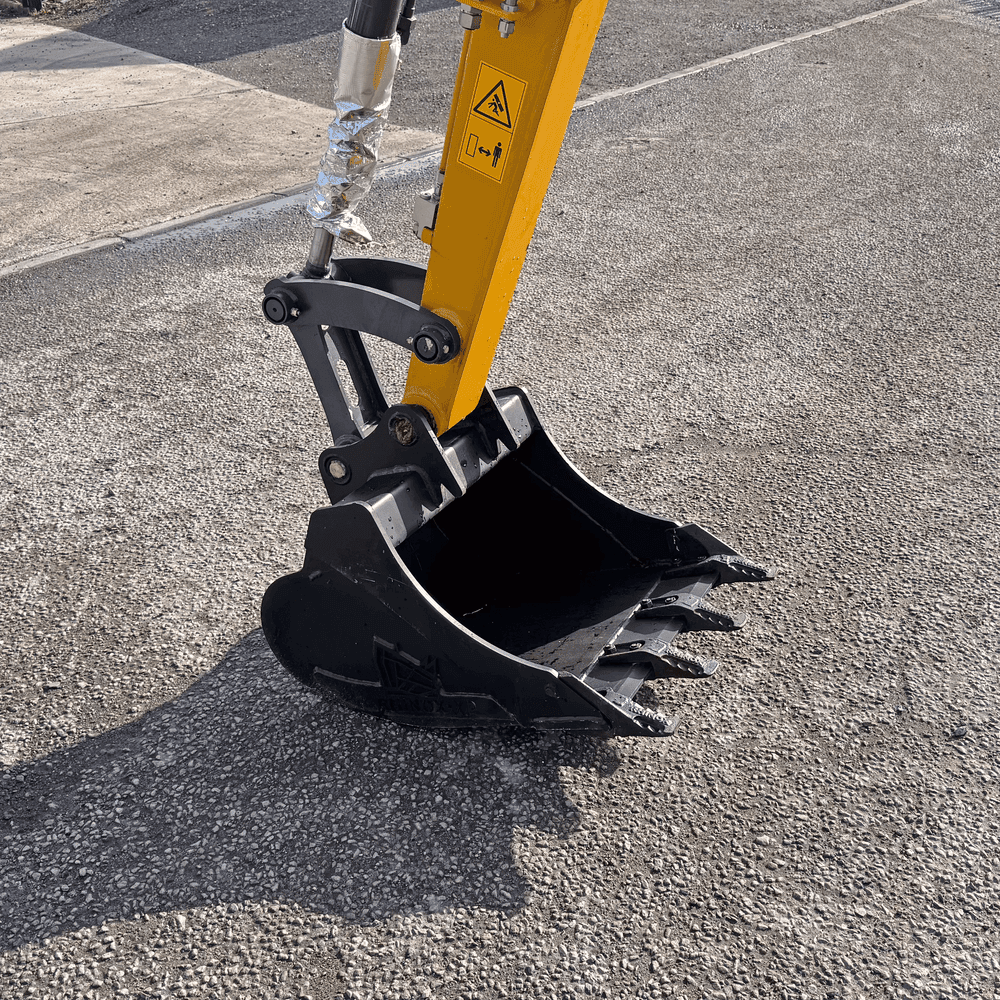 Shantui SE36SR Mini Excavator | Yanmar Engine Euro Stage 5 | 3800kg | 3 Cylinder